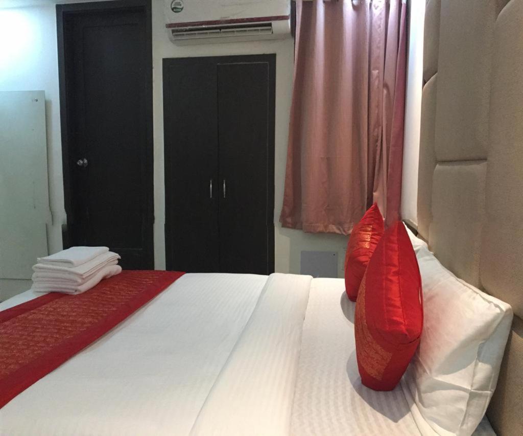 Hotel Spb 87 Near Karol Bagh Metro Station Delhi Dış mekan fotoğraf