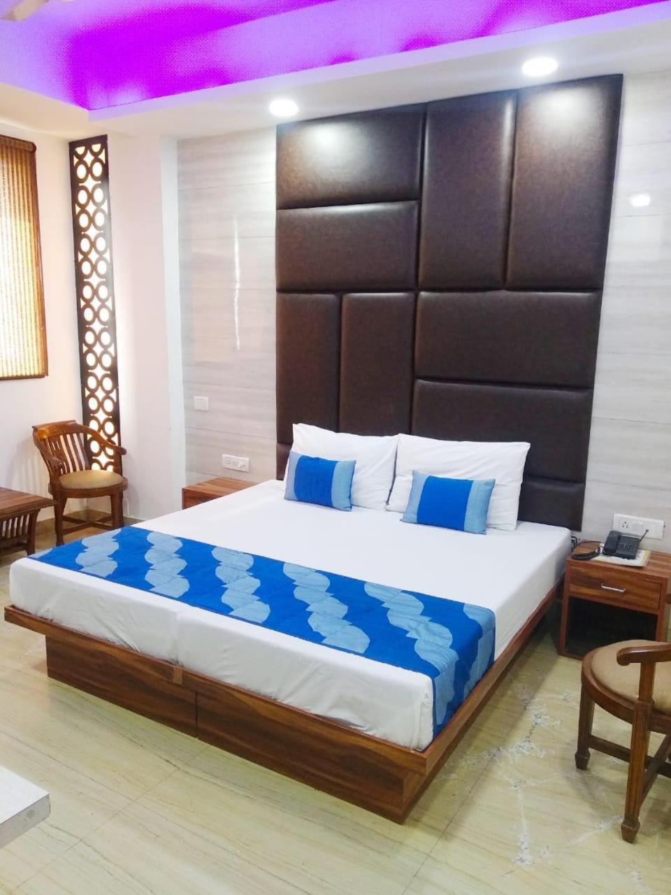 Hotel Spb 87 Near Karol Bagh Metro Station Delhi Dış mekan fotoğraf